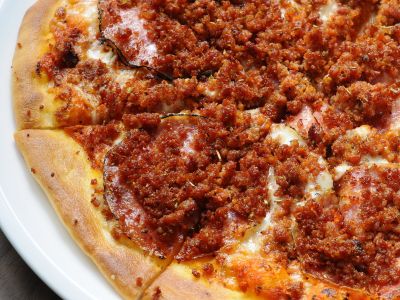 Pizza Bolognaise